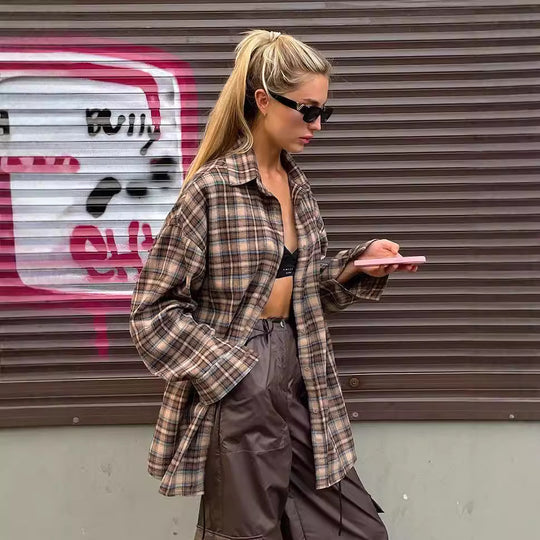 Damen Kariertes Overshirt im lässigen Schnitt mit übergroßen Ärmeln EB