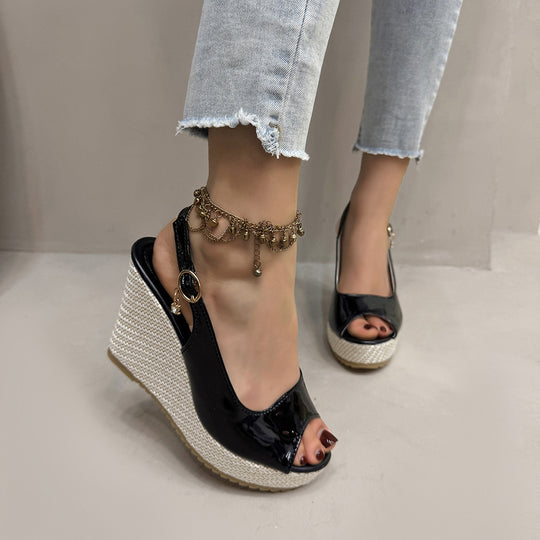 Damen Wedge-Pantoletten mit dekorativem Riemendesign und komfortabler Sohle EB