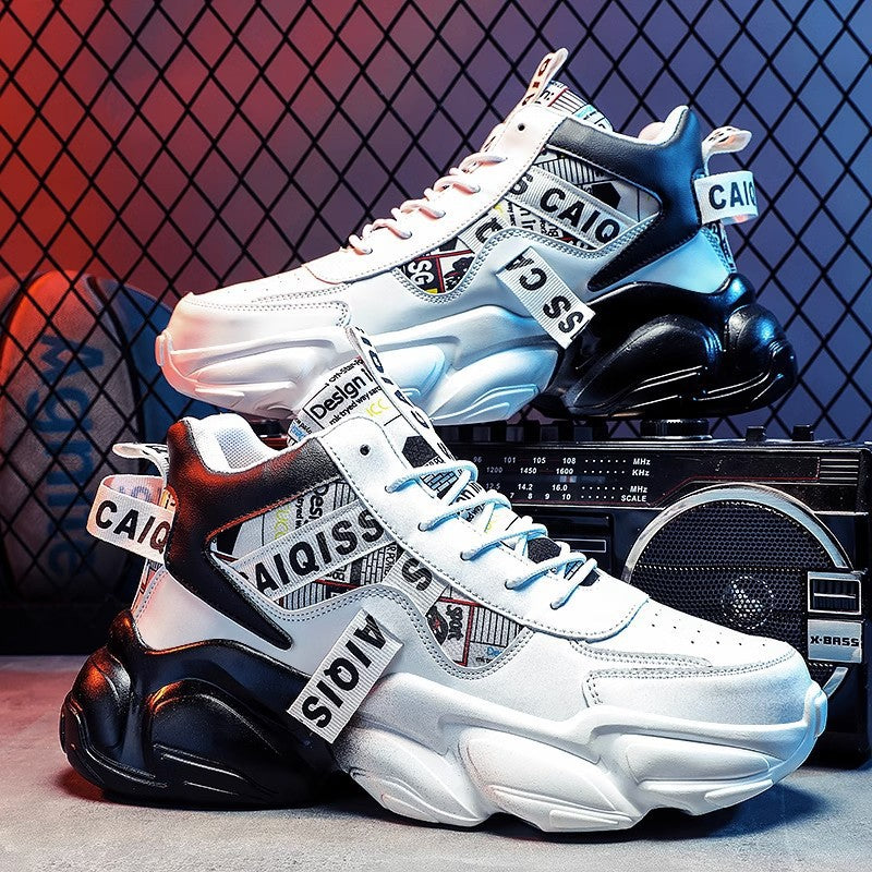 Unisex hochgeschnittener Plateau-Sneaker mit grafischem Print, gepolstertem Knöchelkragen und skulpturierter Gummisohle EB