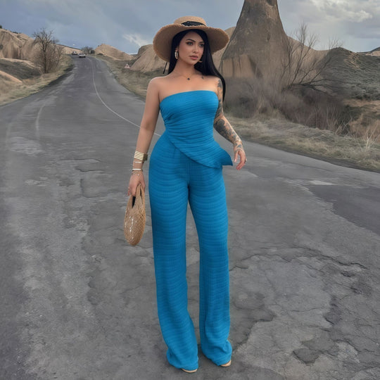 Damen eleganter Jumpsuit mit schulterfreiem Design und asymmetrischem Saum EB
