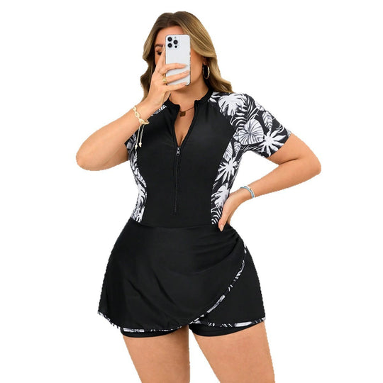 Damen modischer Schwimmanzug mit kurzem Rock EB