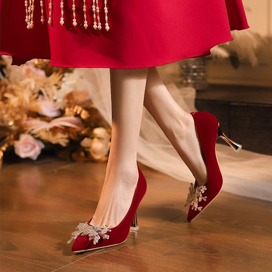 Damen Glamouröse Pumps mit funkelnden Applikationen und schickem Absatz EB