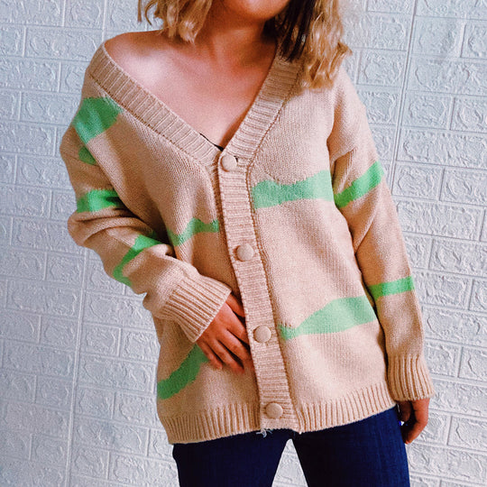 Damen gestreifte Strickjacke mit Knopfverschluss und weitem Schnitt EB