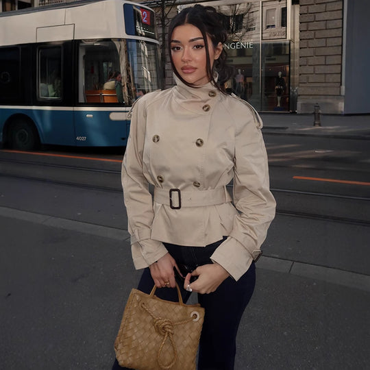 Damen Trenchcoat mit Taillengürtel und dekorativen Knopfdetails EB