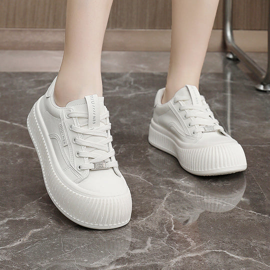 Damen Sportliche Plateau Sneakers mit rutschfester Sohle und atmungsaktivem Obermaterial EB