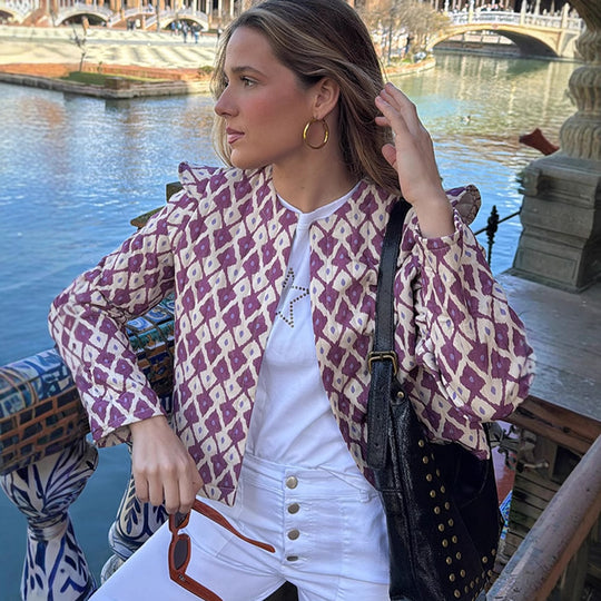 Damen modische Jacke mit Volant und stilvollem Muster EB