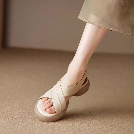 Damen Komfortable Plattform-Sandalen mit verstellbaren Riemen und anatomisch geformtem Fußbett EB