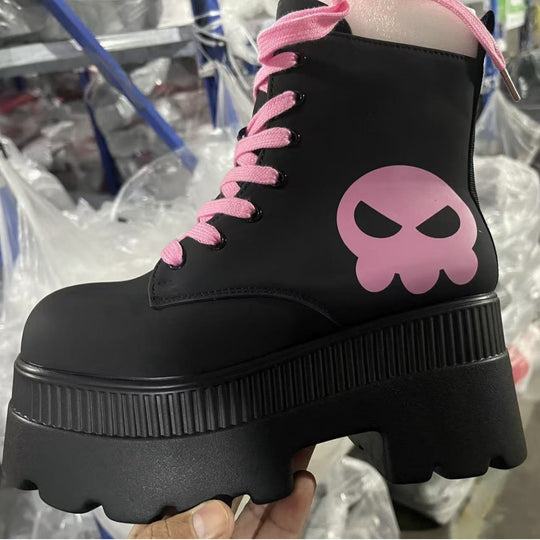 Damen Chunky Combat Boots mit lässigem Totenkopf-Design EB