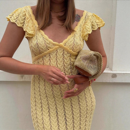 Damen Strickkleid mit zarten Rüschendetails und feiner Lochstrickstruktur EB
