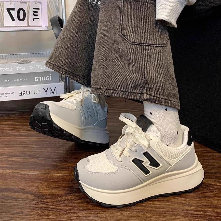 Damen Plattform Sneakers mit ergonomischer Dämpfung und trendigem Design EB