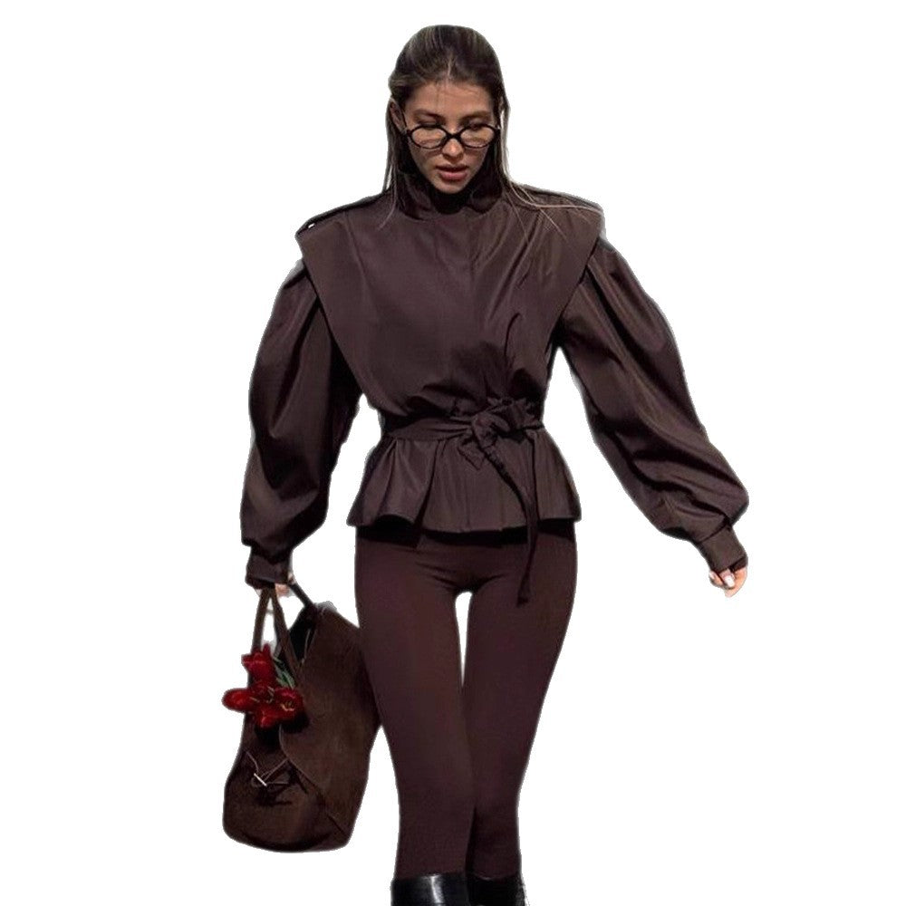 Damen Bluse mit hohen Kragen und elastischem Taillengürtel EB