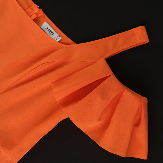 Damen plissiertes Kleid mit schulterfreien Rüschen EB