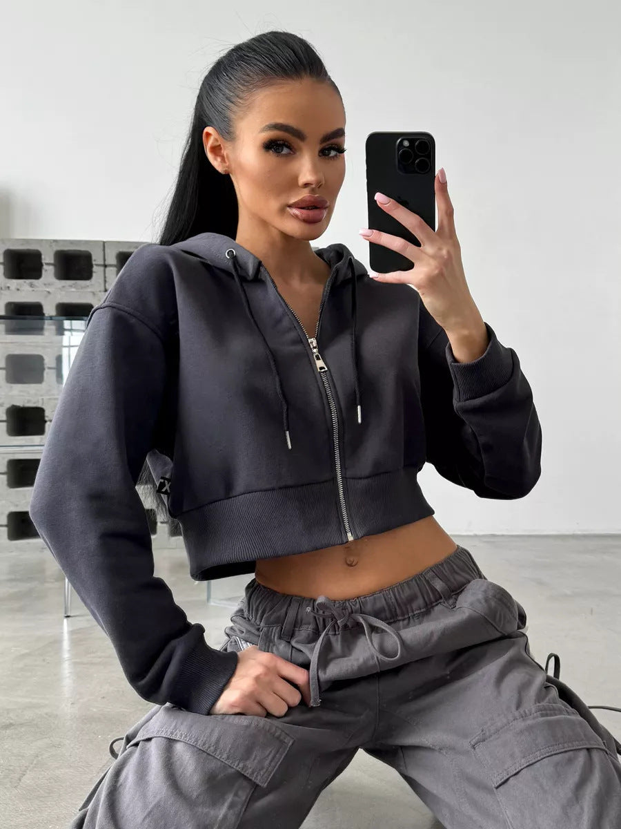 Damen Cropped Kapuzenjacke mit kurzem Reißverschluss und breitem Rippbund EB