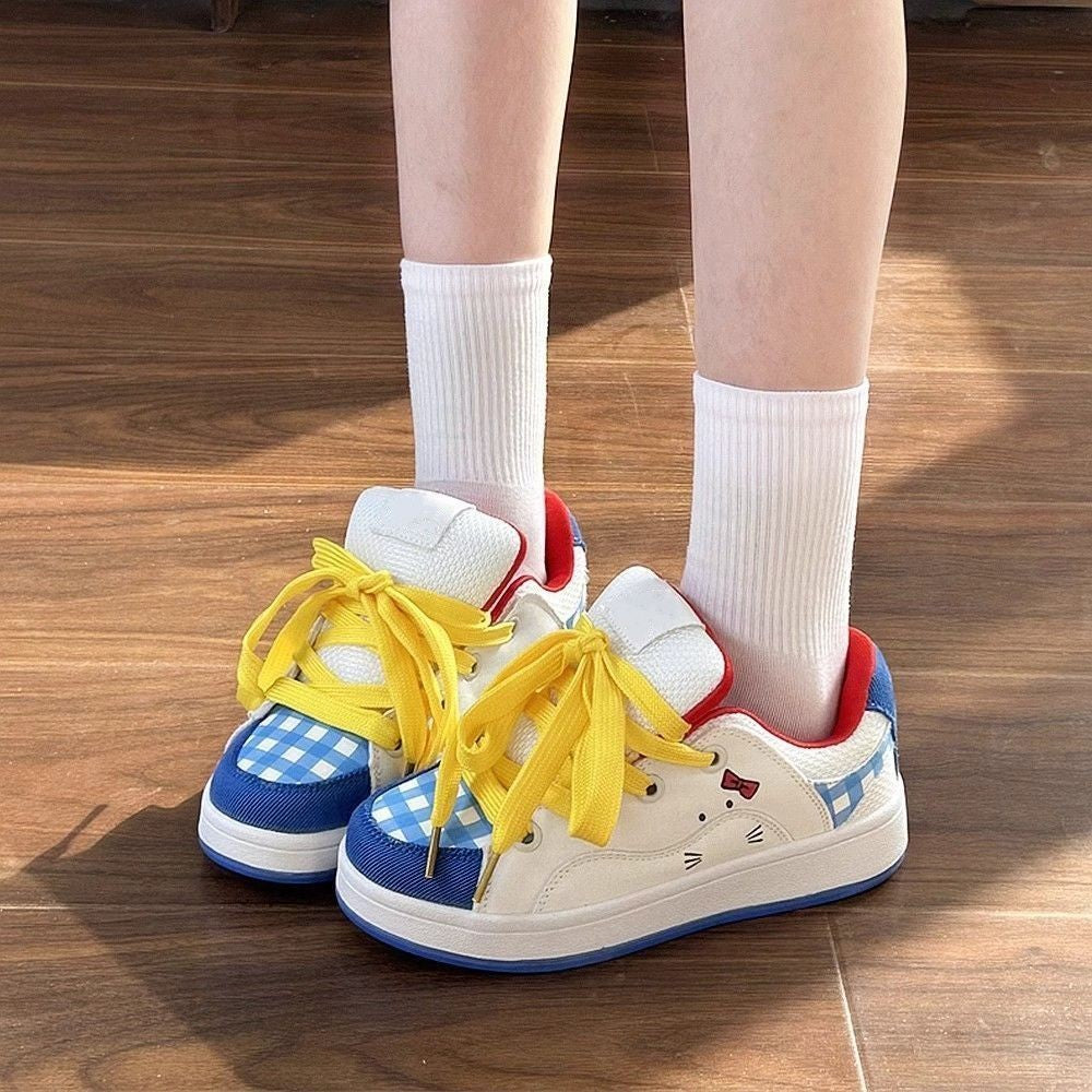 Damen Verspielte Sneakers mit einer Kombination aus Hochwertigem Obermaterial und Farbigen Akzenten EB
