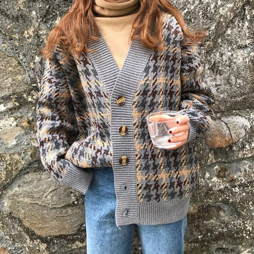 Damen Grobstrick-Cardigan mit modischem Hahnentrittmuster und großen Holzknöpfen EB