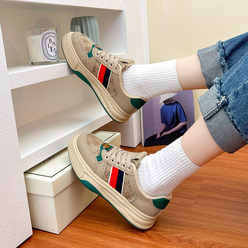 Damen Modische Sneakers mit strapazierfähigem Obermaterial und komfortabler Polsterung EB