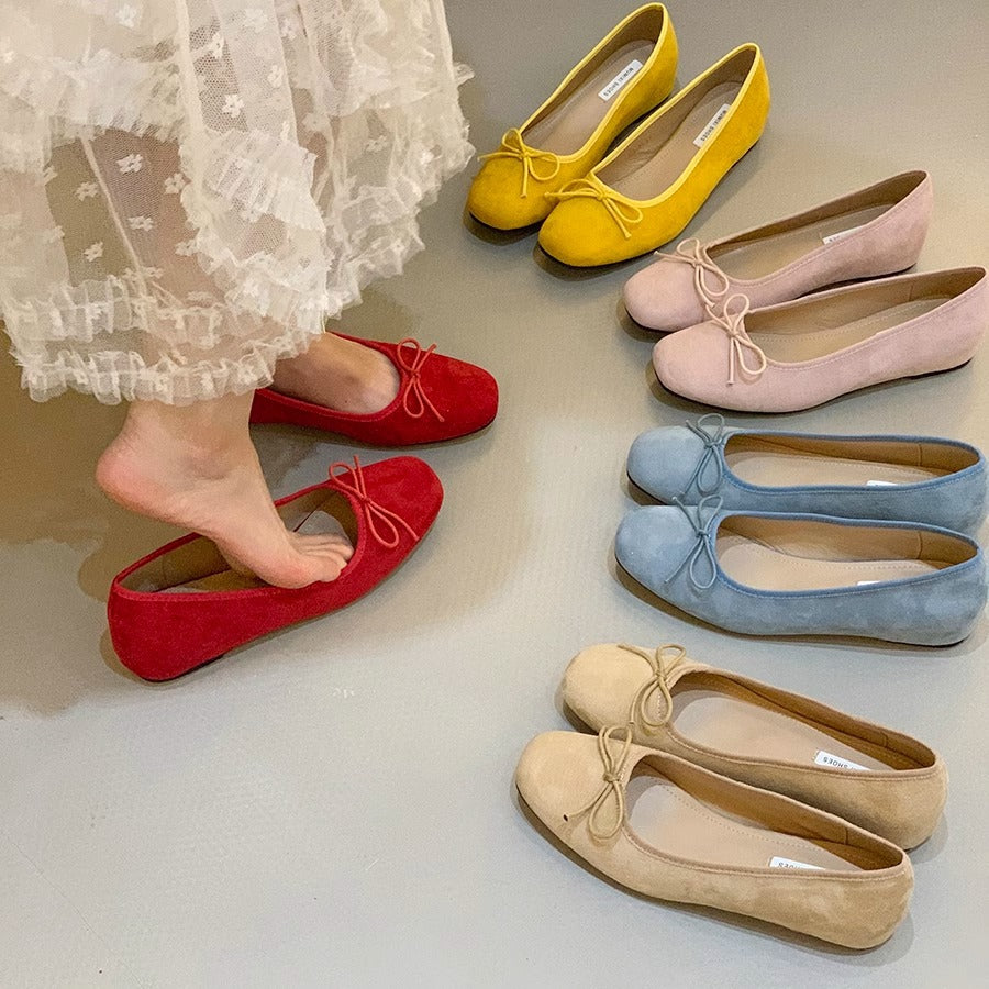 Damen Ballerinas aus hochwertigem Wildleder mit verspieltem Schleifen-Detail EB