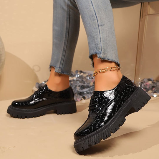 Damen Schnürschuhe im modischen Krokodilleder-Look mit robustem Profilsohle EB