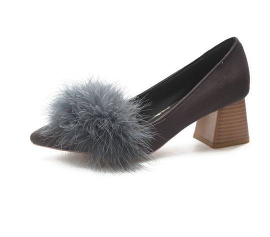 Damen elegante Pumps mit voluminösem Flausche-Akzent EB