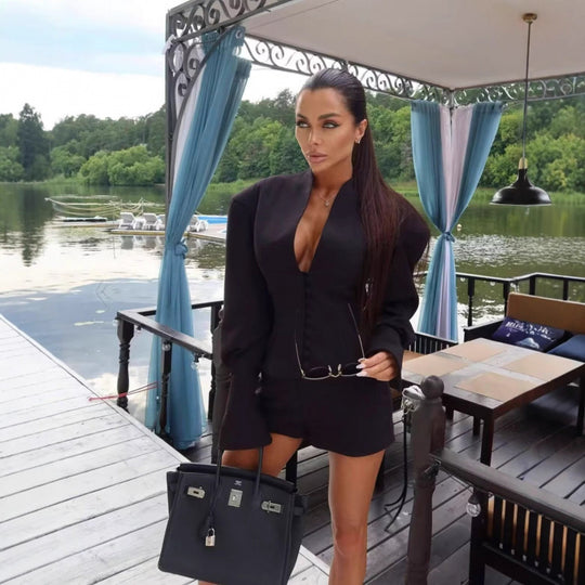 Damen Blazerjacke mit klassischem Kragen und eleganten Knopfdetails EB
