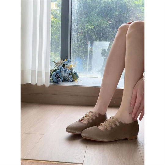 Damen Ballerinas mit verstellbarem Riemendesign EB