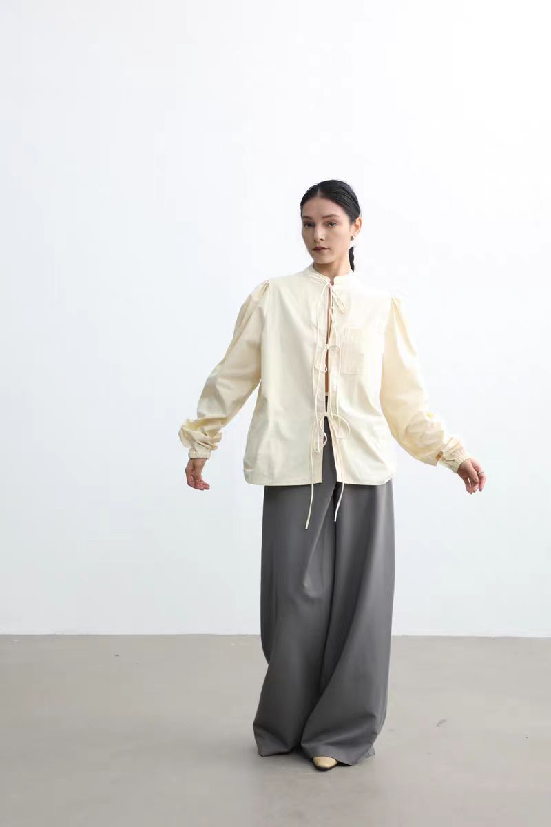 Damen Verspielte Bluse mit Rüschendetails und Kordelzug EB