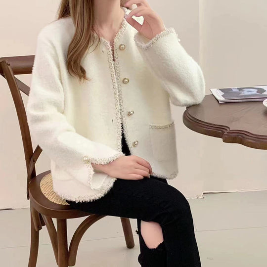 Damen Bouclé-Jacke mit eleganten Perlenknöpfen EB