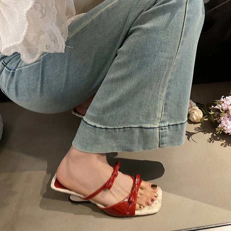Damen modische Riemchen-Sandaletten mit floralem Design und elegantem Absatz EB