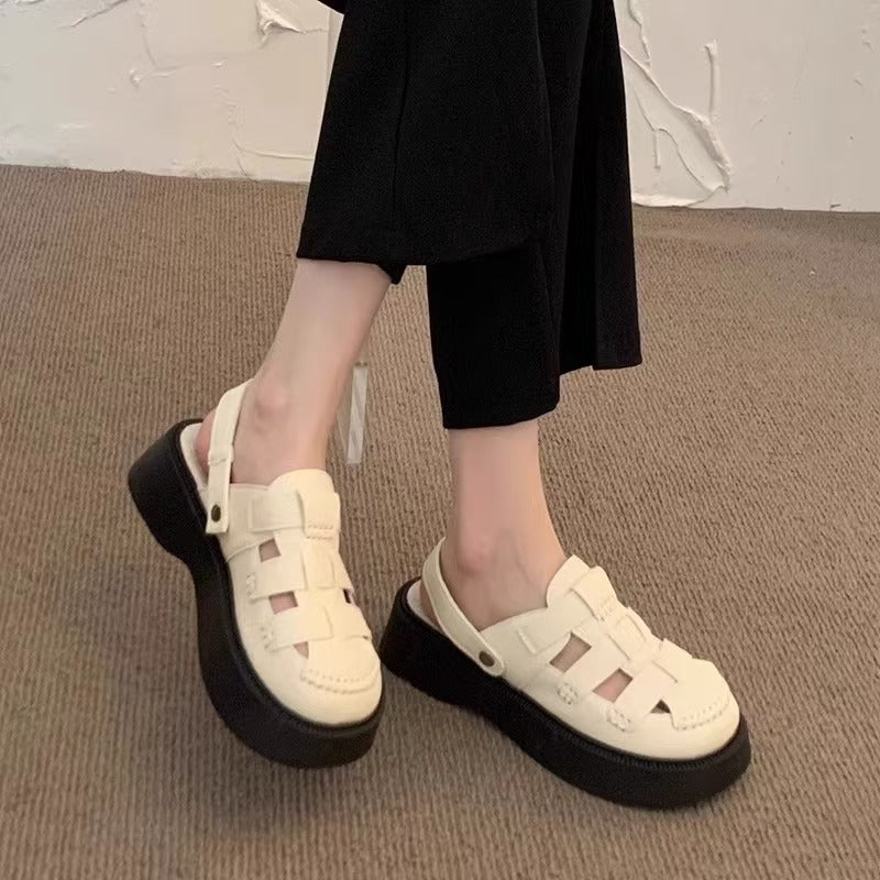 Damen Plattform-Sandalen mit elegantem Zierverschluss und bequemer Sohle EB