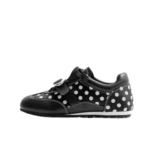 Damen modische Sneakers mit kreativem Design und einzigartigen Akzenten EB