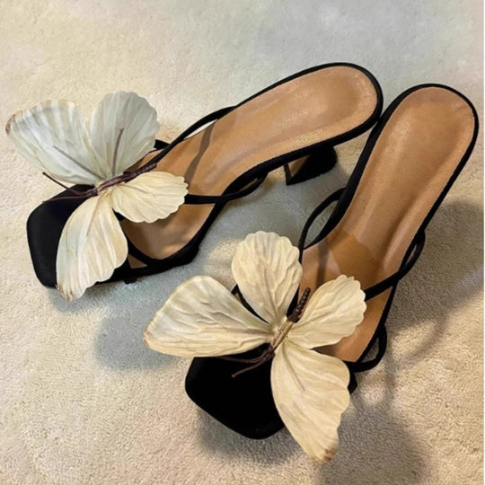 Damen elegante Slingback Sandalen mit künstlerischen Schmetterlingsverzierungen EB