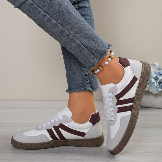 Damen Sportliche Sneakers mit retro-inspiriertem Design und bequemer Sohle EB