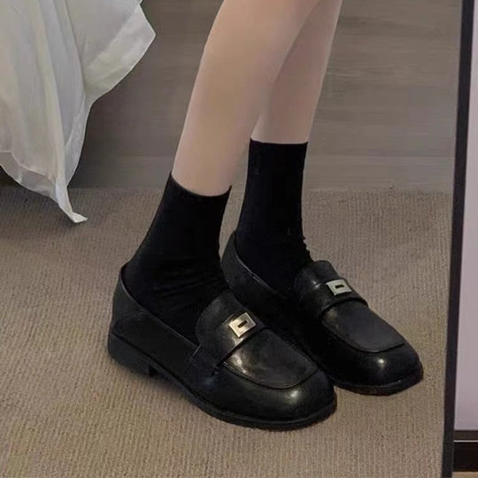 Damen elegante Mokassins mit dekorativem Gurt und goldener Schnalle EB