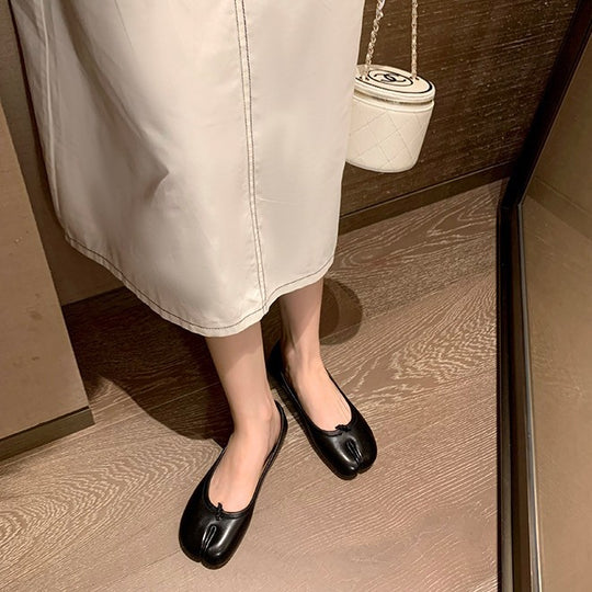 Damen Ballerinas mit eleganter Metallic-Oberfläche und formschöner Silhouette EB