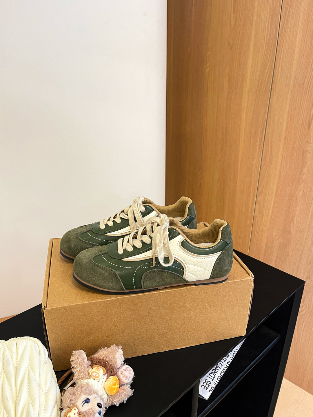 Damen Sportliche Sneakers mit modernem Design und atmungsaktiver Obermaterialstruktur EB