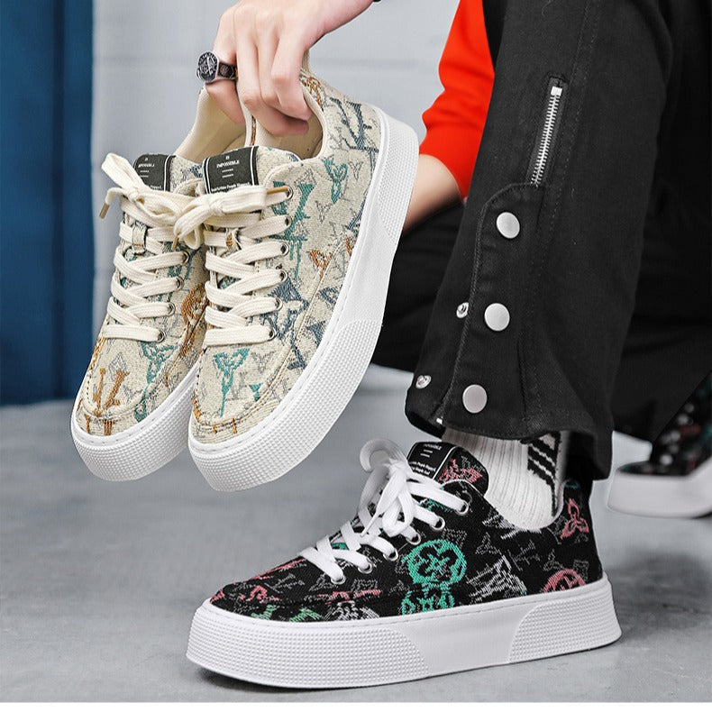 Damen Sneakers mit kunstvollem Muster und bequemer Sohle EB