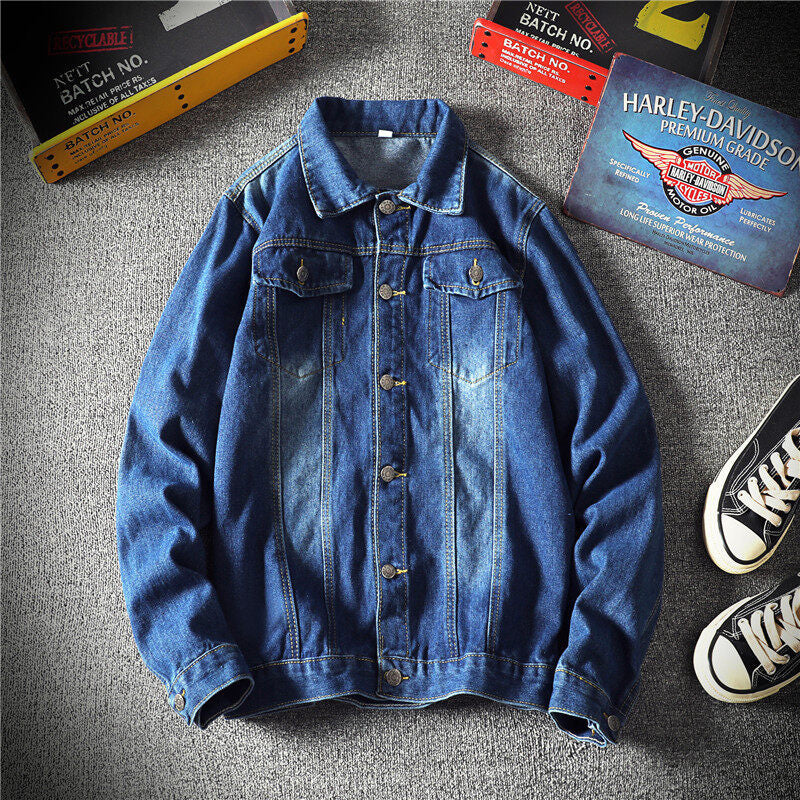 Herren nan taillierte Trucker-Denimjacke mit Pattentaschen, Metallknopfleiste und kontrastierenden Nähten EB