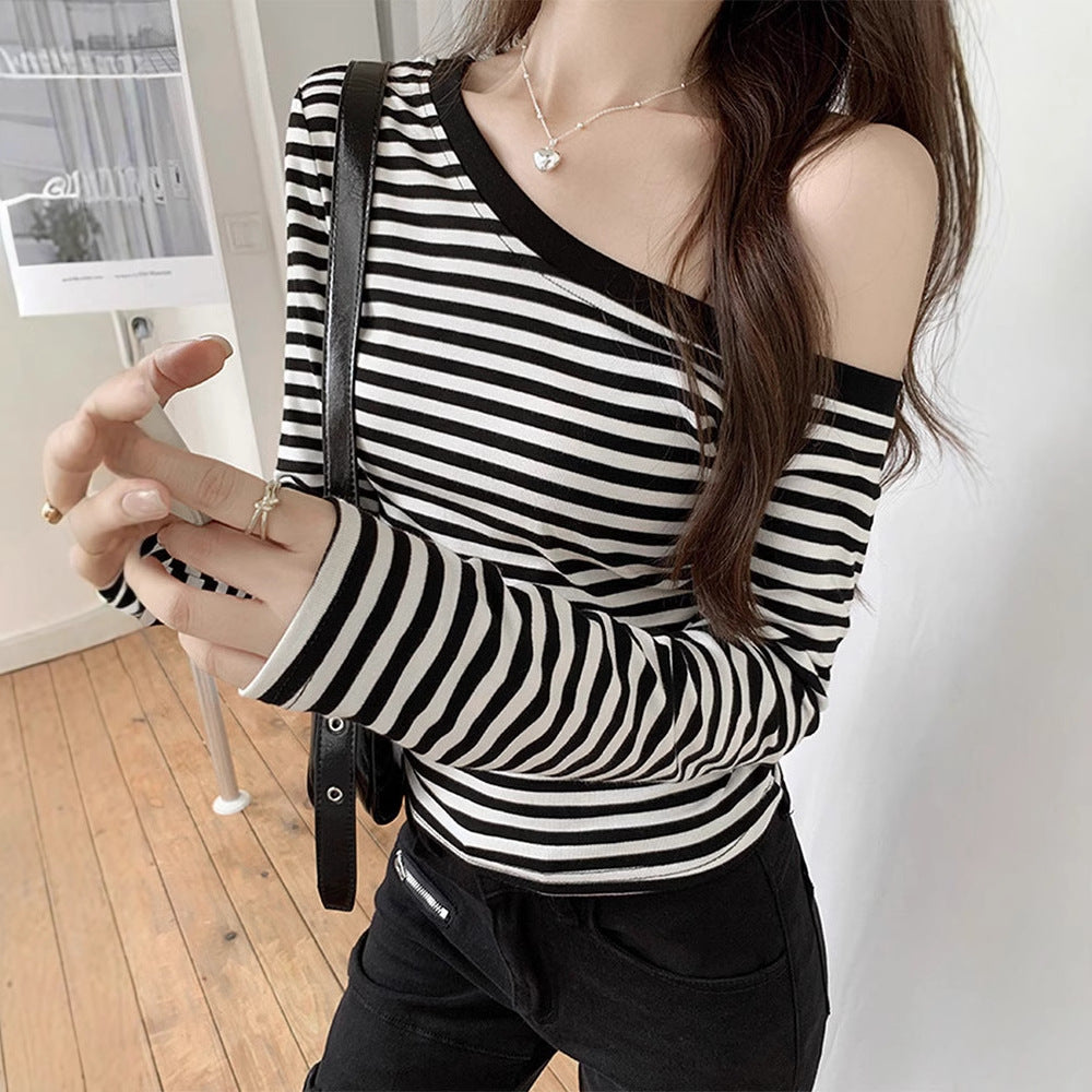 Damen Off-Shoulder Oberteil mit modischem Streifenmuster und figurbetontem Schnitt EB