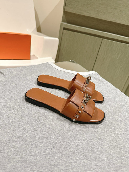 Damen elegante Sandalen mit verziertem Riemendesign EB