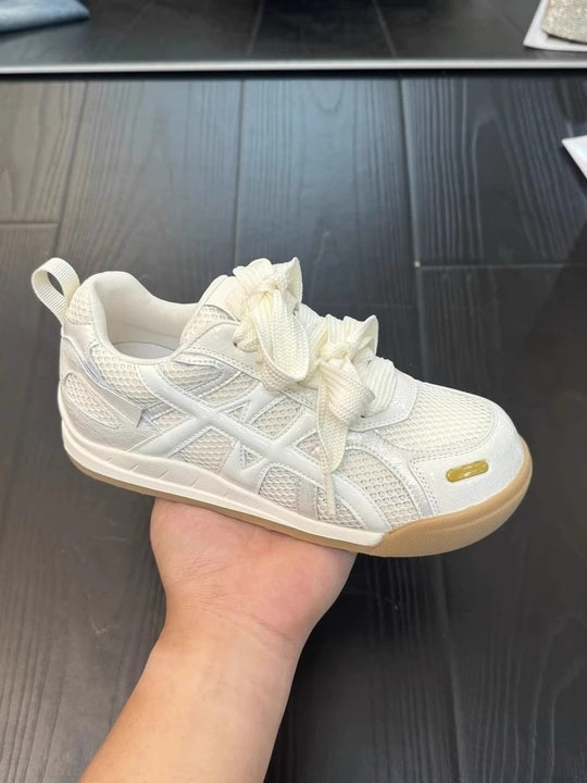 Damen Sportliche Mesh-Sneaker mit innovativer Schnürtechnologie EB
