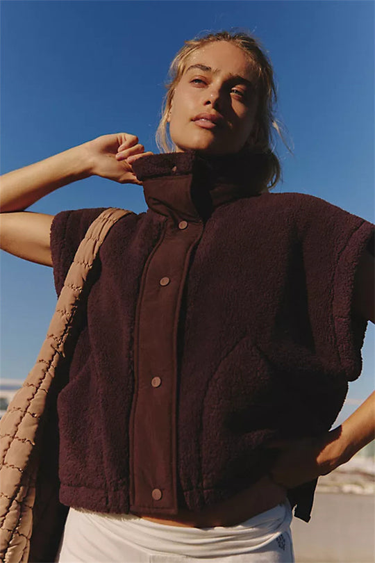 Damen Kapuzenjacke aus kuscheligen Fleece mit regulierbarem Saum EB