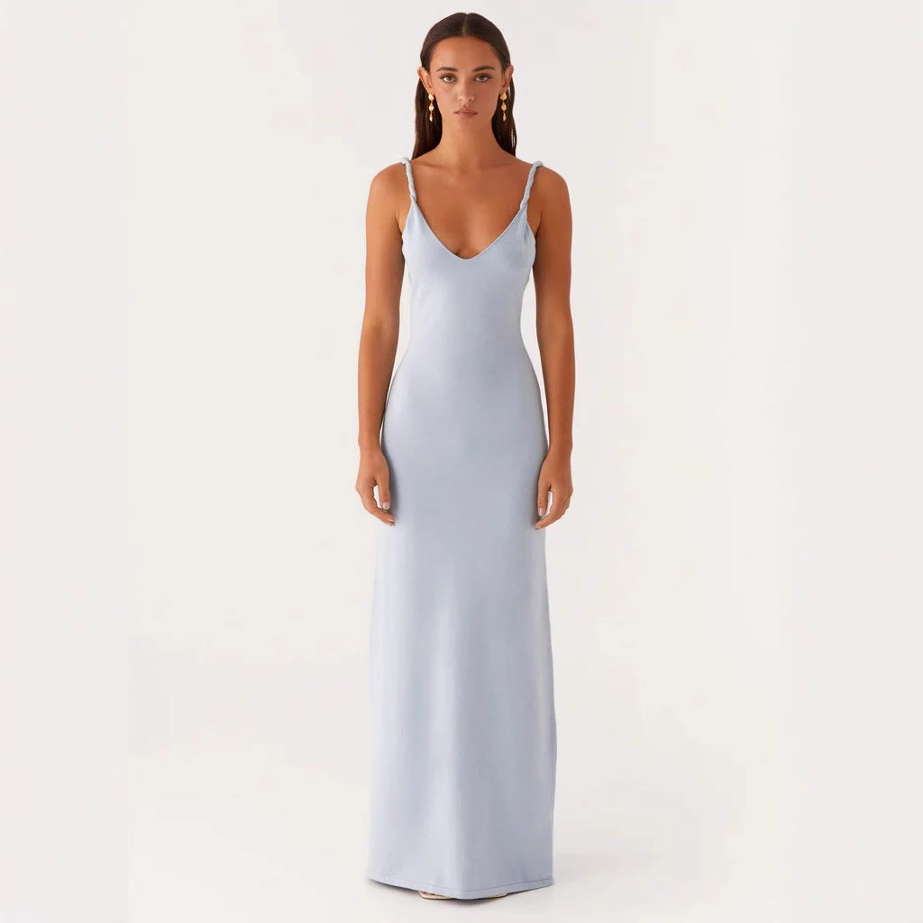 Damen Elegantes Maxirockkleid mit tiefem V-Ausschnitt und feinen Trägern EB