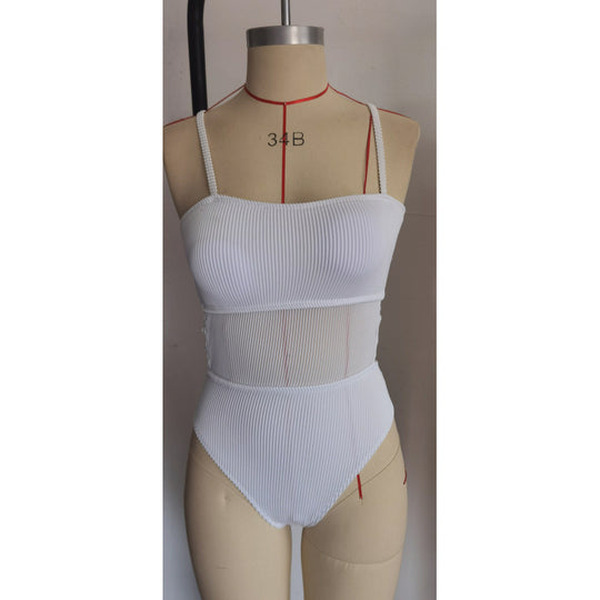 Damen Einteiler Badeanzug mit elegantem Rippendesign und figurschmeichelnder Silhouette EB