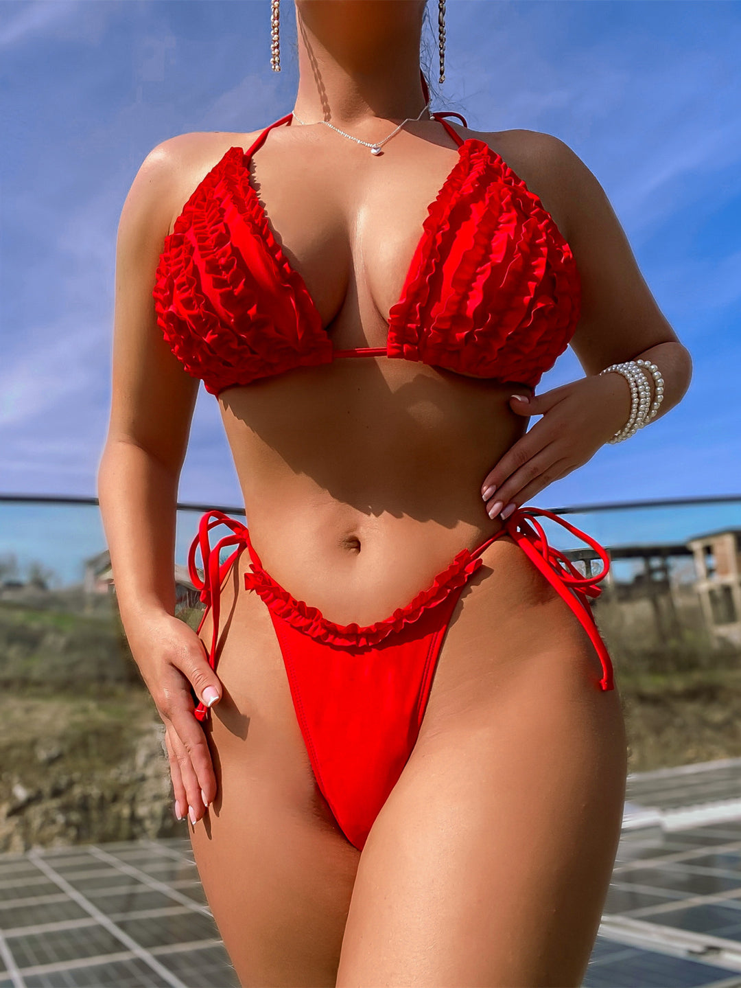 Damen Triangel-Bikini mit Rüschendesign und verstellbaren Bindebändern EB