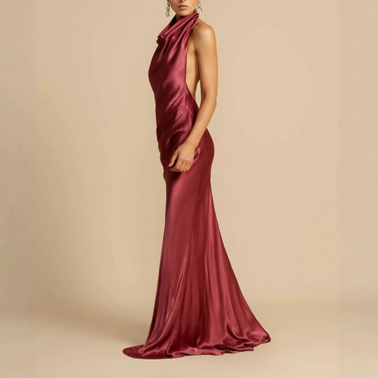 Damen Elegantes Longdress mit schimmerndem Halsbereich EB