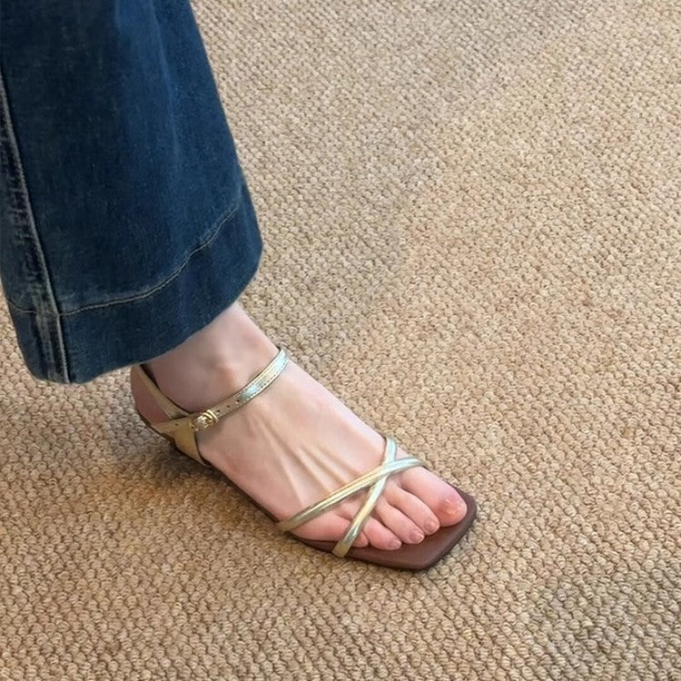 Damen elegante Strandsandalen mit verstellbaren Riemen und komfortablem Fußbett EB
