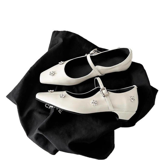 Damen Ballerina-Schuhe mit verziertem Riemen und glänzenden Applikationen EB
