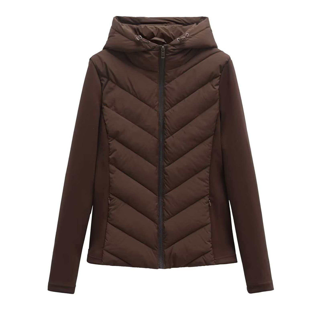 Damen nan gesteppte Kapuzenjacke mit Chevron‑Stepp, Einsätzen aus Softshell und verdecktem Reißverschluss EB