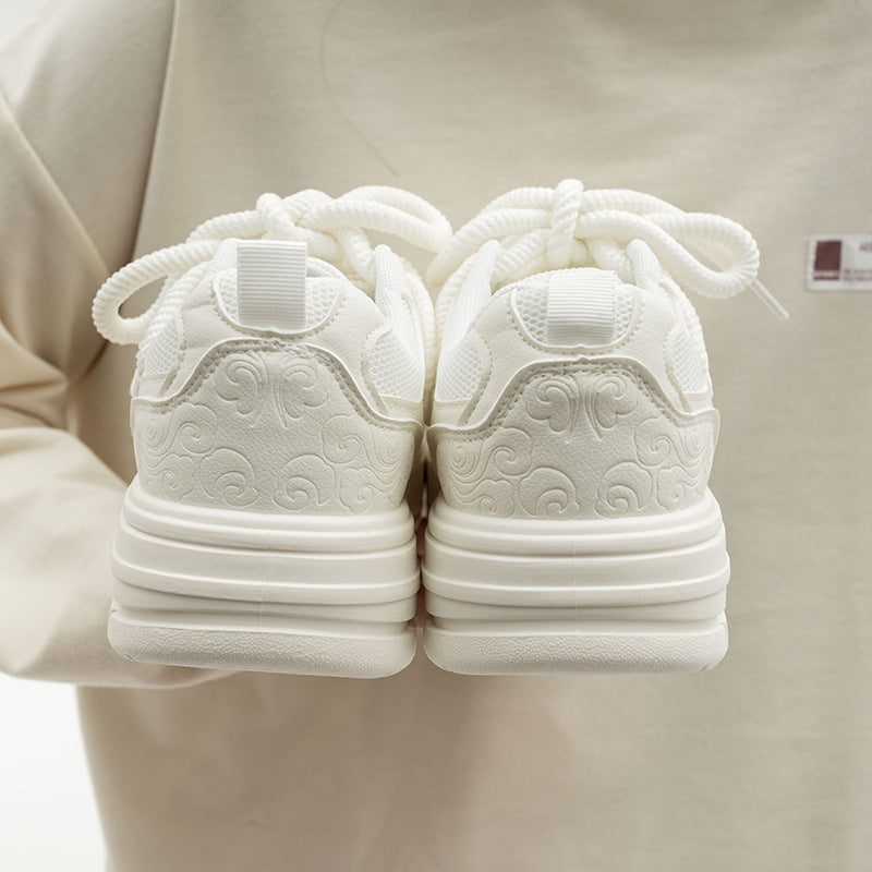 Damen Sportliche Sneakers mit detaillierter Struktur und atmungsaktiver Oberflächenstruktur EB