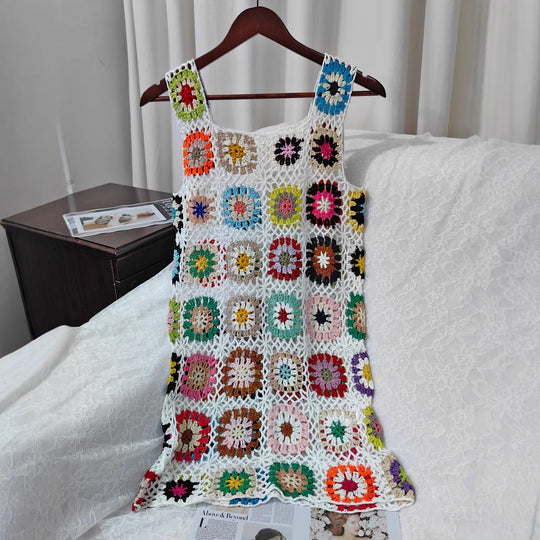 Damen luftiges Häkelkleid mit buntem Granny-Quadrat-Muster EB
